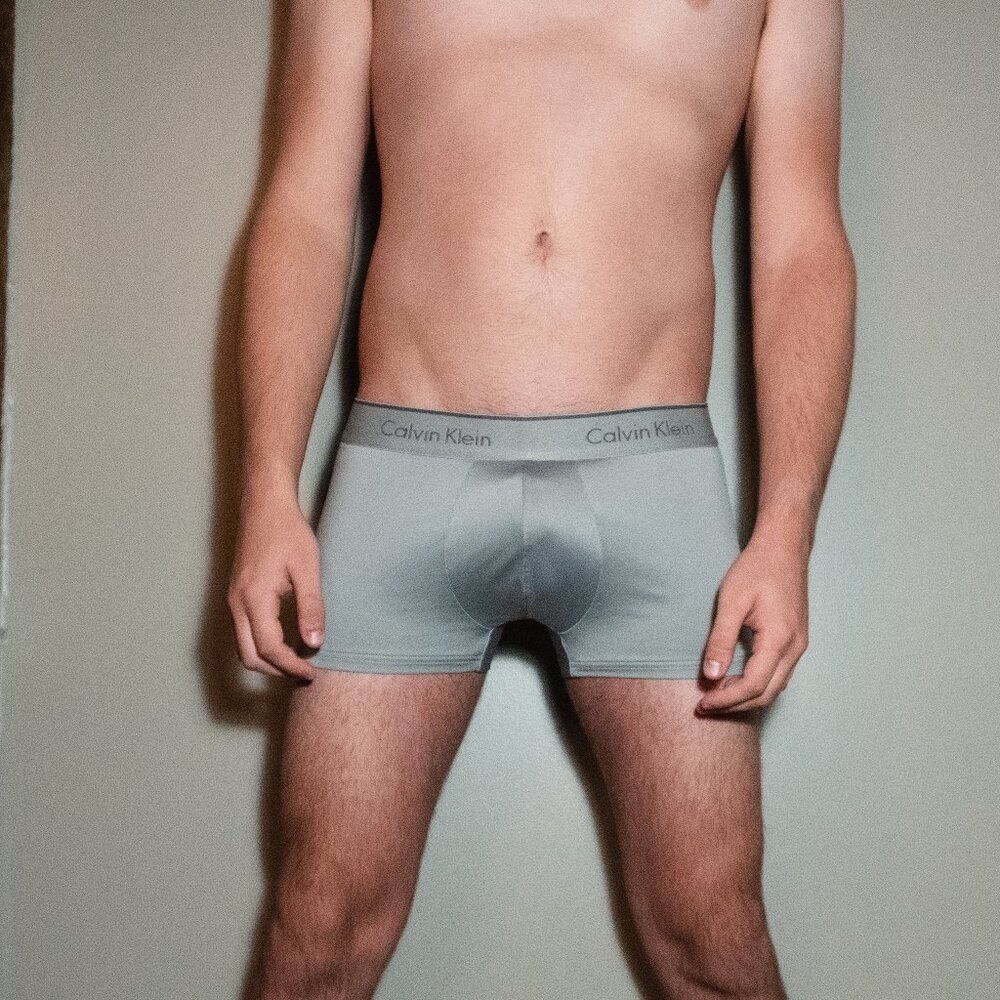 Calvin Klein Men's Trunks Gray (Medium)